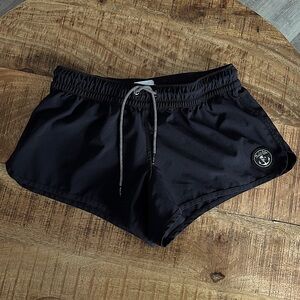 Salt Life | ladies M medium black shorts surf board shorts